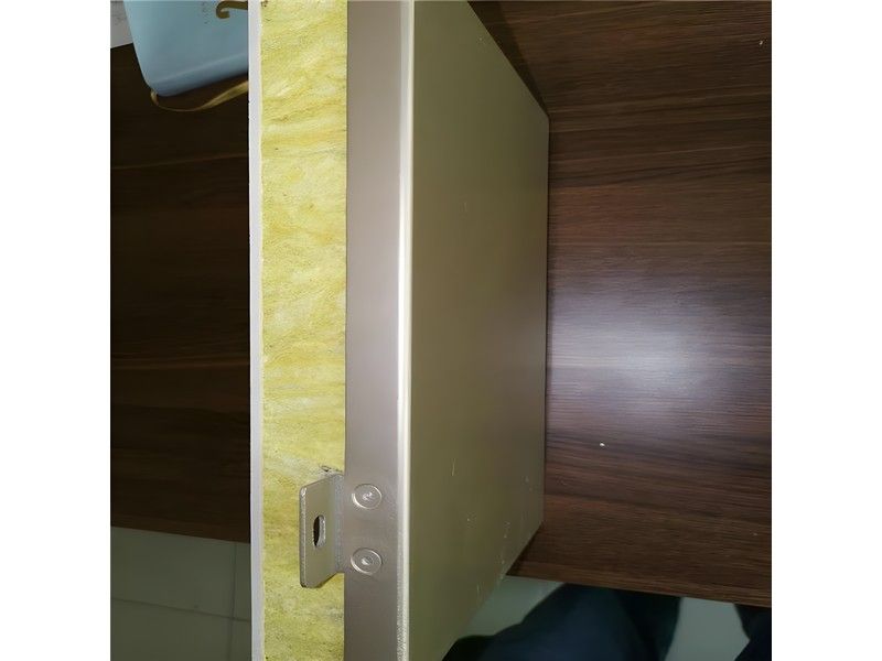 鋁單板巖棉保溫隔熱案例