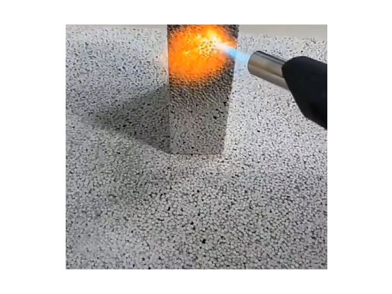 鋁板無機塑化微孔顆粒保溫裝飾一體